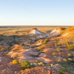 Coober_Pedy_-_Sunset_on_the_Breakways